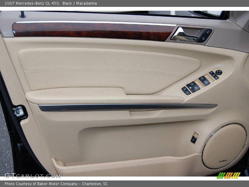 Black / Macadamia 2007 Mercedes-Benz GL 450