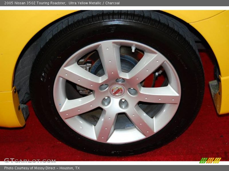 Ultra Yellow Metallic / Charcoal 2005 Nissan 350Z Touring Roadster