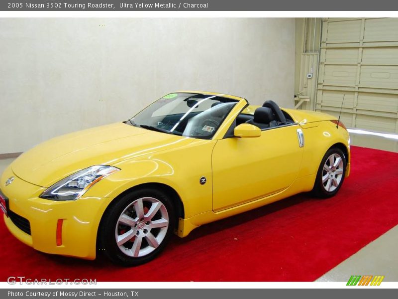 Ultra Yellow Metallic / Charcoal 2005 Nissan 350Z Touring Roadster