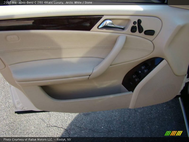 Arctic White / Stone 2007 Mercedes-Benz C 280 4Matic Luxury