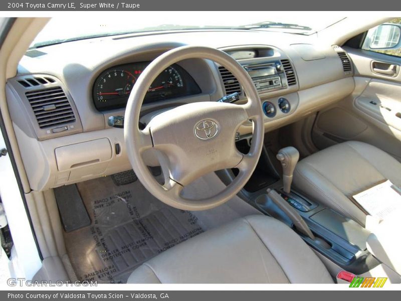 Super White / Taupe 2004 Toyota Camry LE