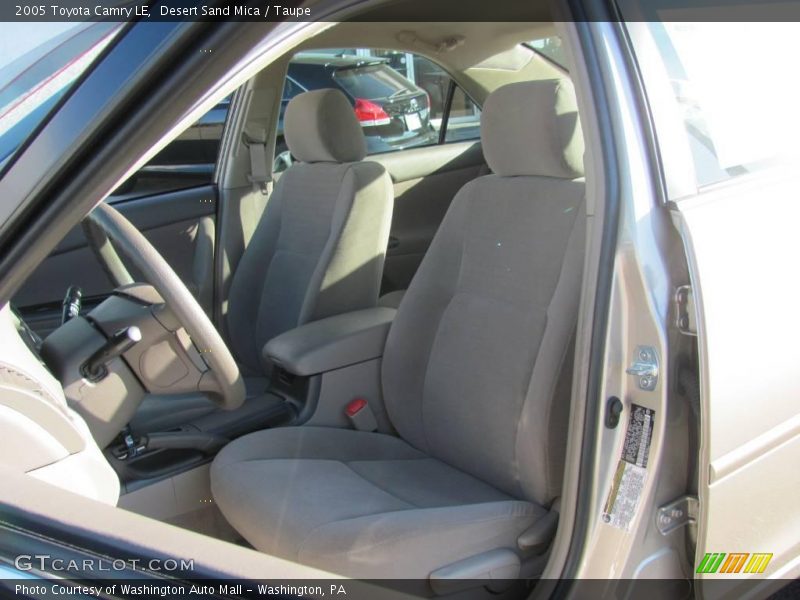 Desert Sand Mica / Taupe 2005 Toyota Camry LE