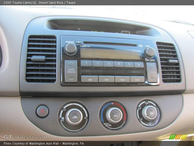 Desert Sand Mica / Taupe 2005 Toyota Camry LE