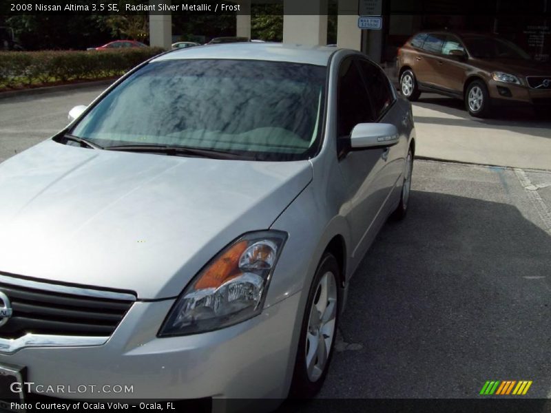 Radiant Silver Metallic / Frost 2008 Nissan Altima 3.5 SE
