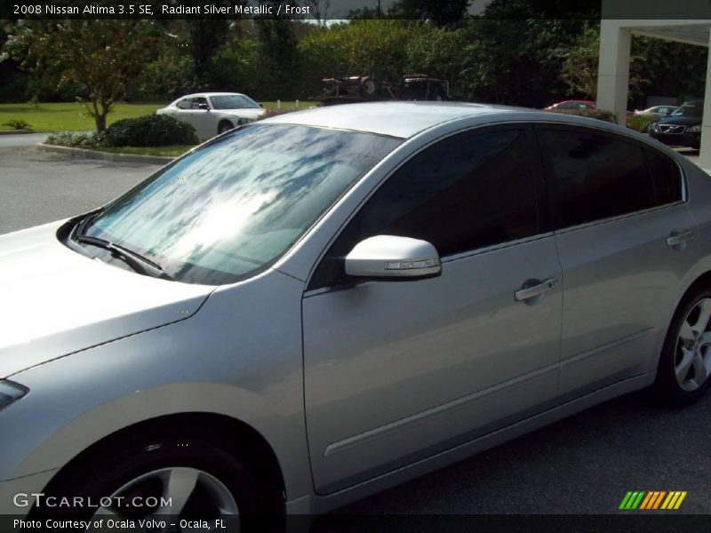 Radiant Silver Metallic / Frost 2008 Nissan Altima 3.5 SE