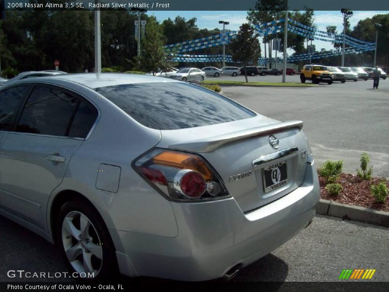 Radiant Silver Metallic / Frost 2008 Nissan Altima 3.5 SE