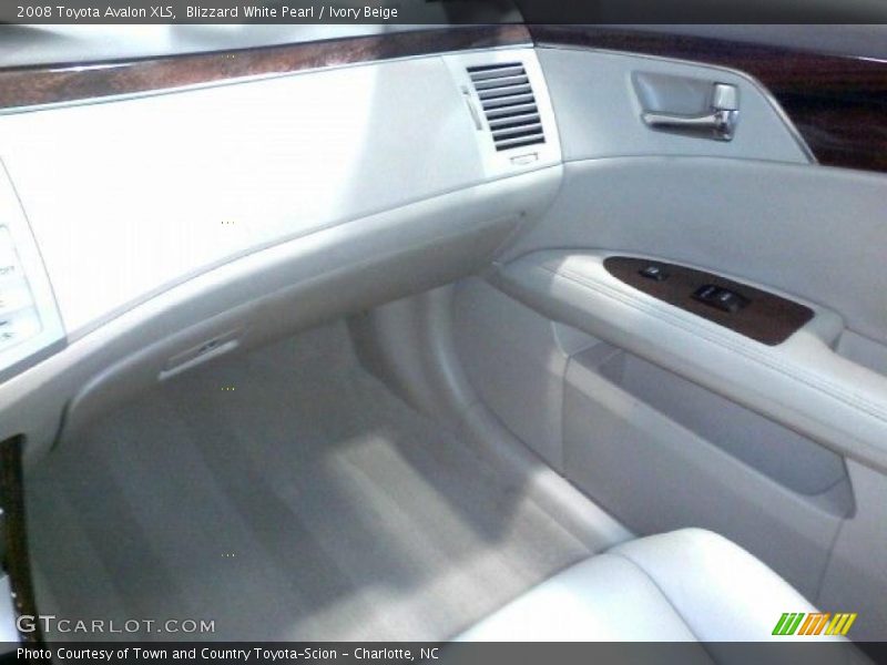 Blizzard White Pearl / Ivory Beige 2008 Toyota Avalon XLS