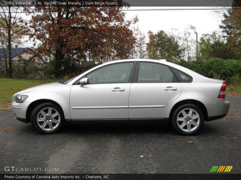 Electric Silver Metallic / Dark Beige/Quartz 2006 Volvo S40 2.4i