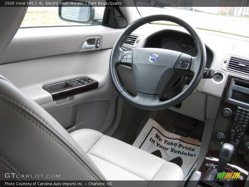 Electric Silver Metallic / Dark Beige/Quartz 2006 Volvo S40 2.4i
