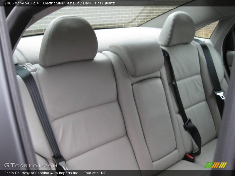 Electric Silver Metallic / Dark Beige/Quartz 2006 Volvo S40 2.4i