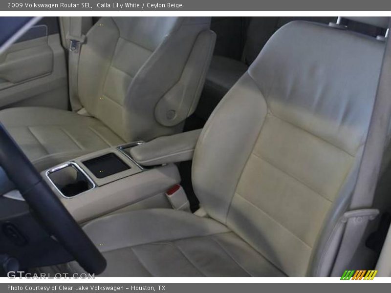 Calla Lilly White / Ceylon Beige 2009 Volkswagen Routan SEL
