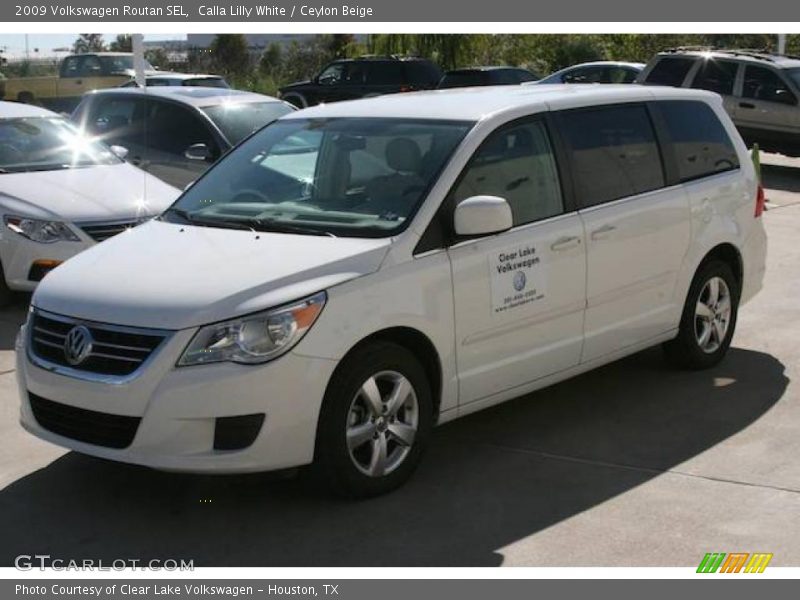 Calla Lilly White / Ceylon Beige 2009 Volkswagen Routan SEL