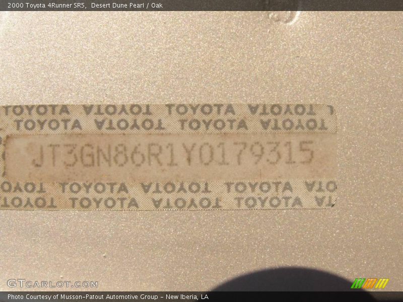 Desert Dune Pearl / Oak 2000 Toyota 4Runner SR5