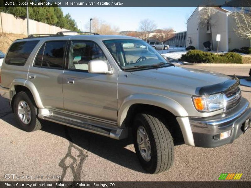 Millennium Silver Metallic / Gray 2001 Toyota 4Runner SR5 4x4