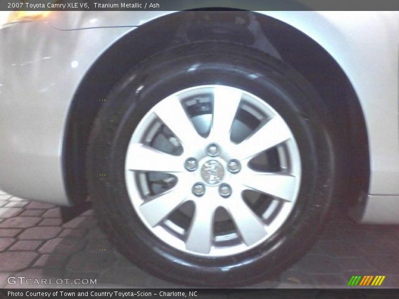 Titanium Metallic / Ash 2007 Toyota Camry XLE V6