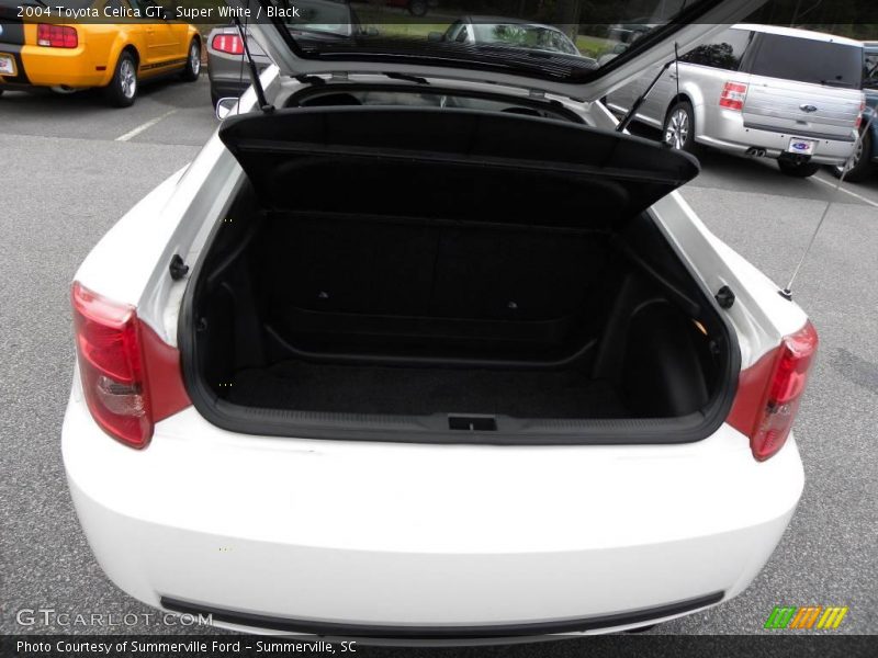 Super White / Black 2004 Toyota Celica GT