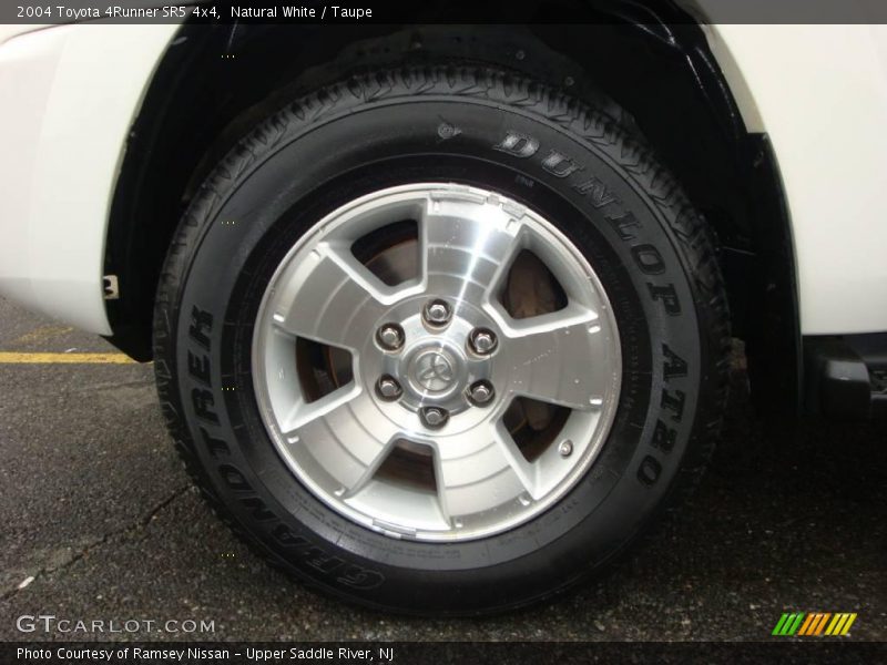 Natural White / Taupe 2004 Toyota 4Runner SR5 4x4