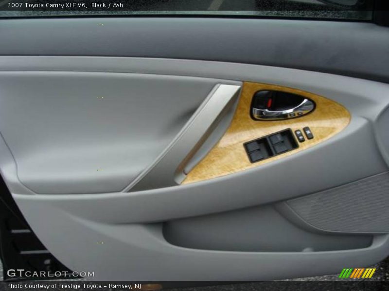 Black / Ash 2007 Toyota Camry XLE V6