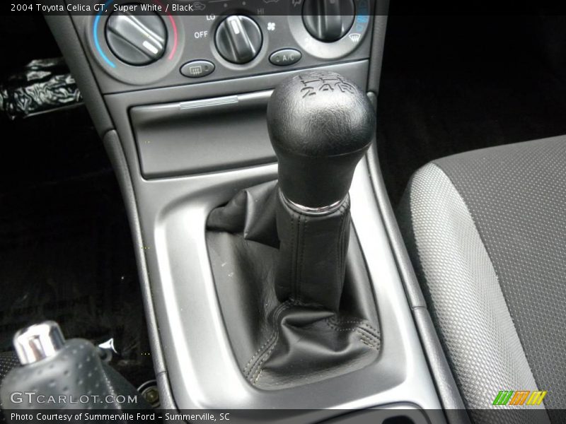 Super White / Black 2004 Toyota Celica GT