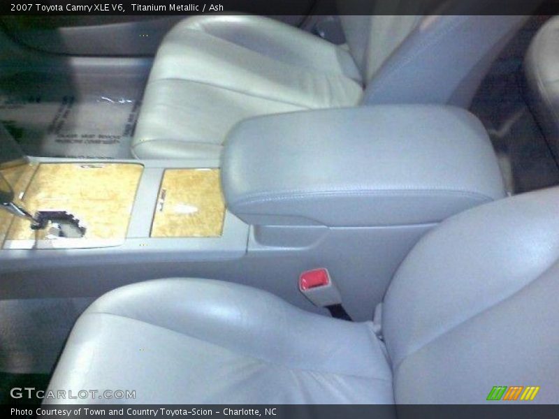 Titanium Metallic / Ash 2007 Toyota Camry XLE V6