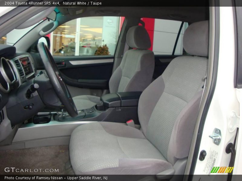 Natural White / Taupe 2004 Toyota 4Runner SR5 4x4