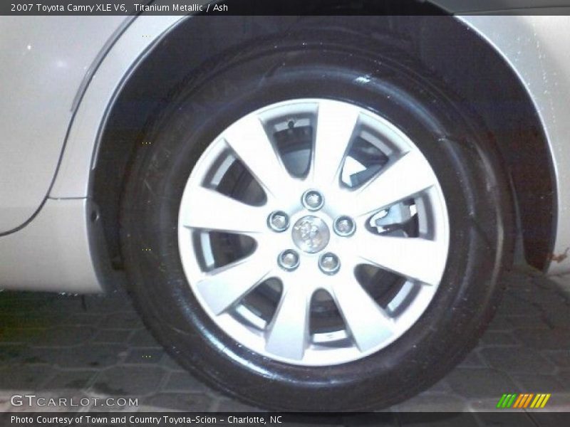 Titanium Metallic / Ash 2007 Toyota Camry XLE V6