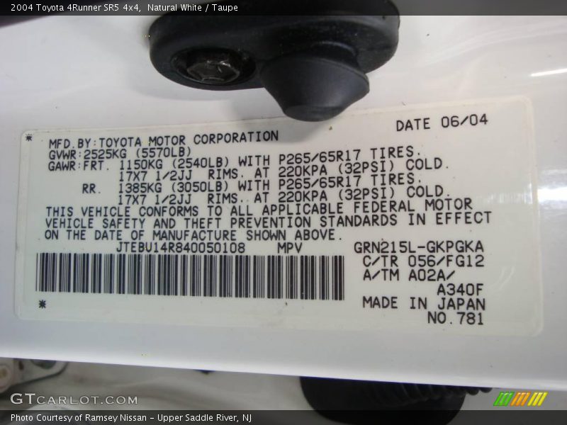 Natural White / Taupe 2004 Toyota 4Runner SR5 4x4