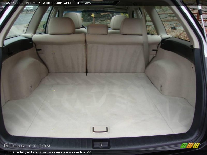 Satin White Pearl / Ivory 2007 Subaru Legacy 2.5i Wagon