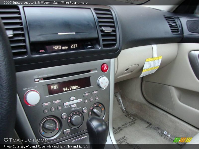 Satin White Pearl / Ivory 2007 Subaru Legacy 2.5i Wagon