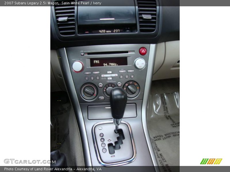Satin White Pearl / Ivory 2007 Subaru Legacy 2.5i Wagon