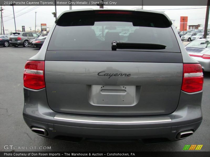 Meteor Grey Metallic / Stone/Steel Grey 2010 Porsche Cayenne Tiptronic
