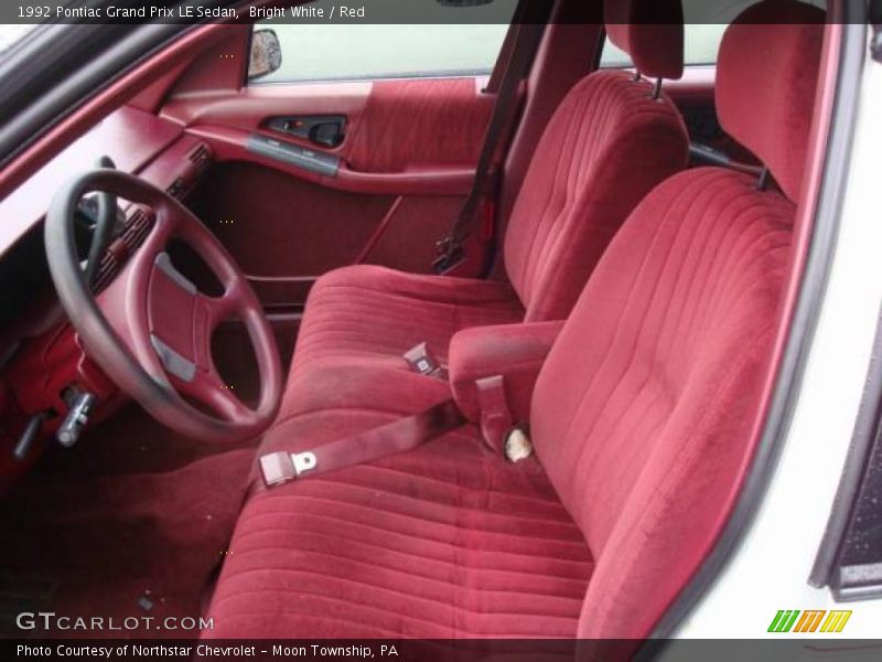 Bright White / Red 1992 Pontiac Grand Prix LE Sedan