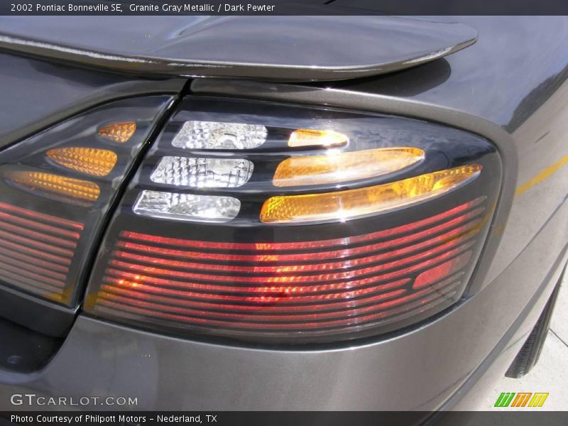 Granite Gray Metallic / Dark Pewter 2002 Pontiac Bonneville SE