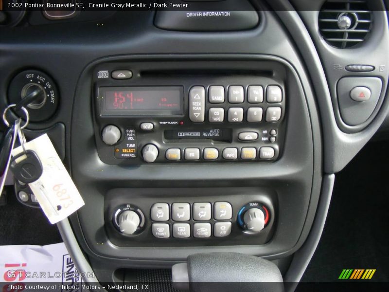 Granite Gray Metallic / Dark Pewter 2002 Pontiac Bonneville SE