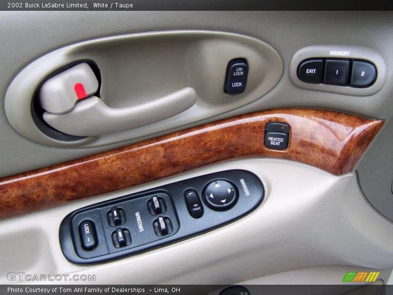 White / Taupe 2002 Buick LeSabre Limited