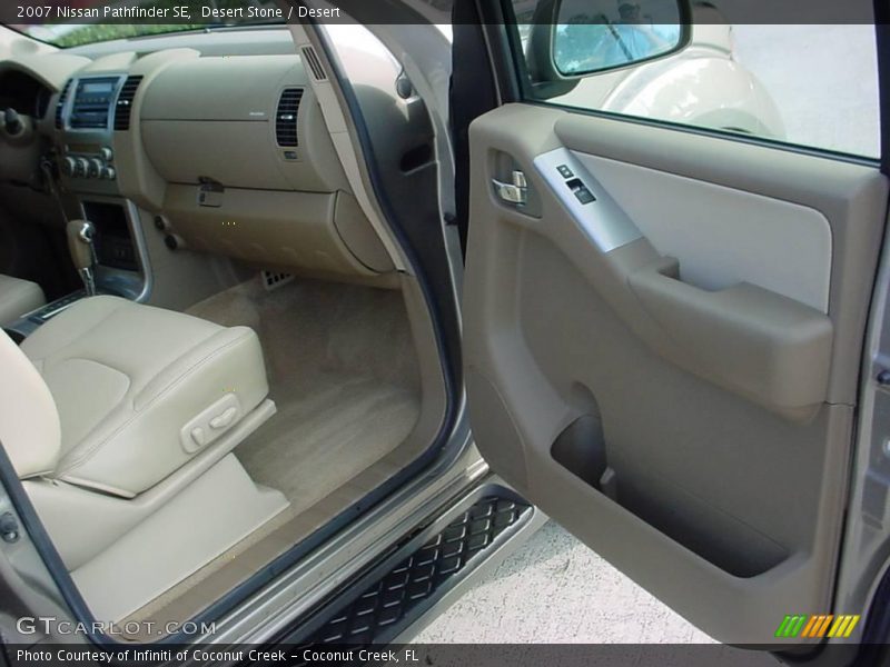 Desert Stone / Desert 2007 Nissan Pathfinder SE