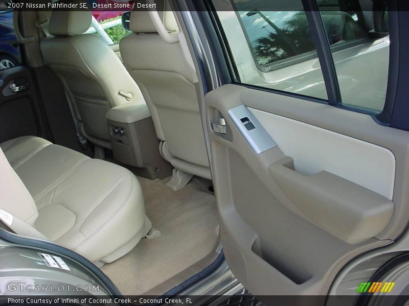 Desert Stone / Desert 2007 Nissan Pathfinder SE