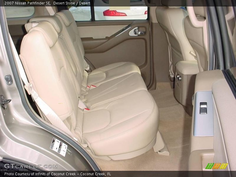 Desert Stone / Desert 2007 Nissan Pathfinder SE