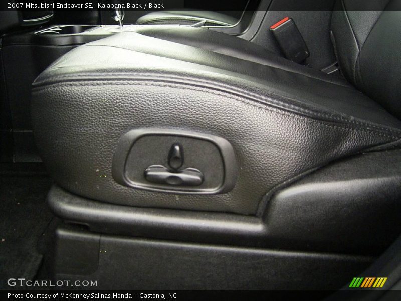 Kalapana Black / Black 2007 Mitsubishi Endeavor SE