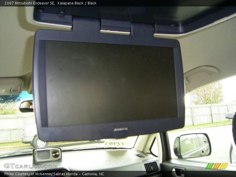 Kalapana Black / Black 2007 Mitsubishi Endeavor SE