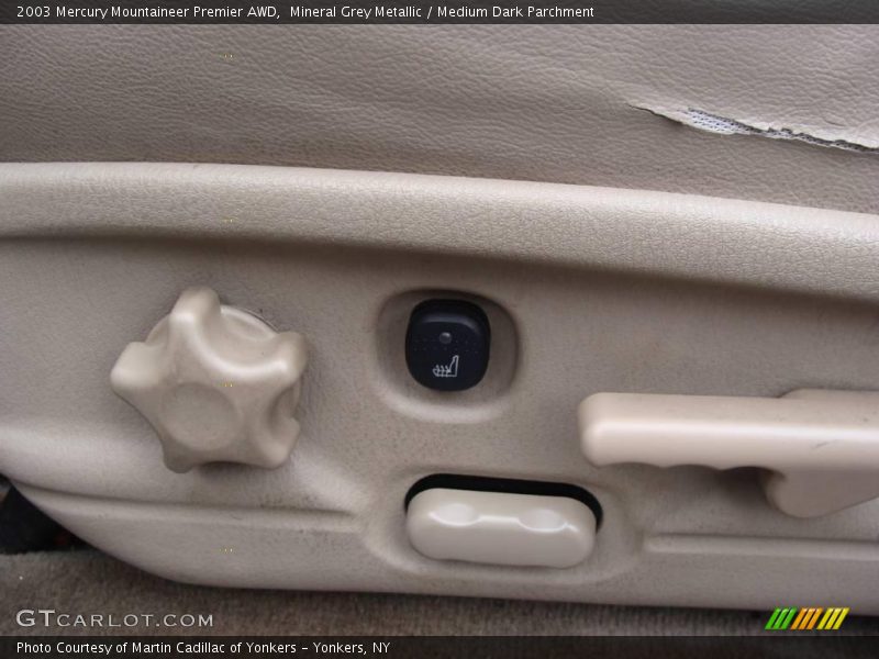 Mineral Grey Metallic / Medium Dark Parchment 2003 Mercury Mountaineer Premier AWD