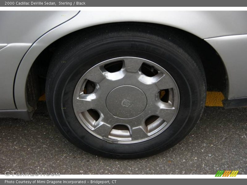 Sterling / Black 2000 Cadillac DeVille Sedan