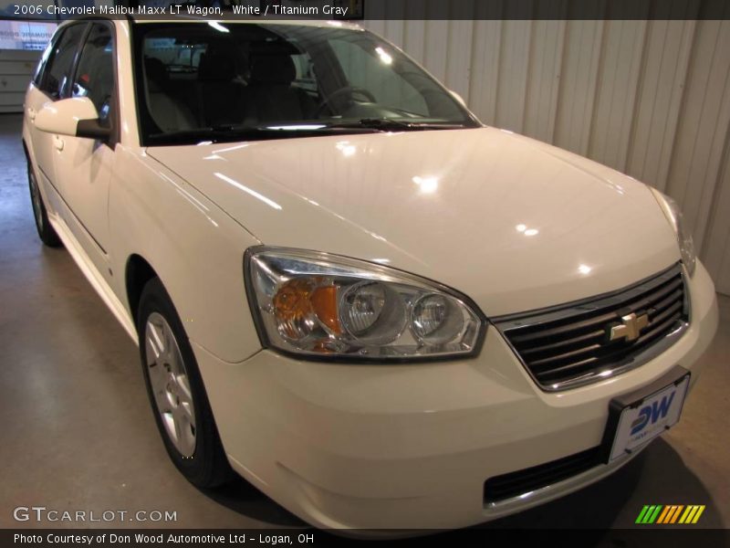 White / Titanium Gray 2006 Chevrolet Malibu Maxx LT Wagon
