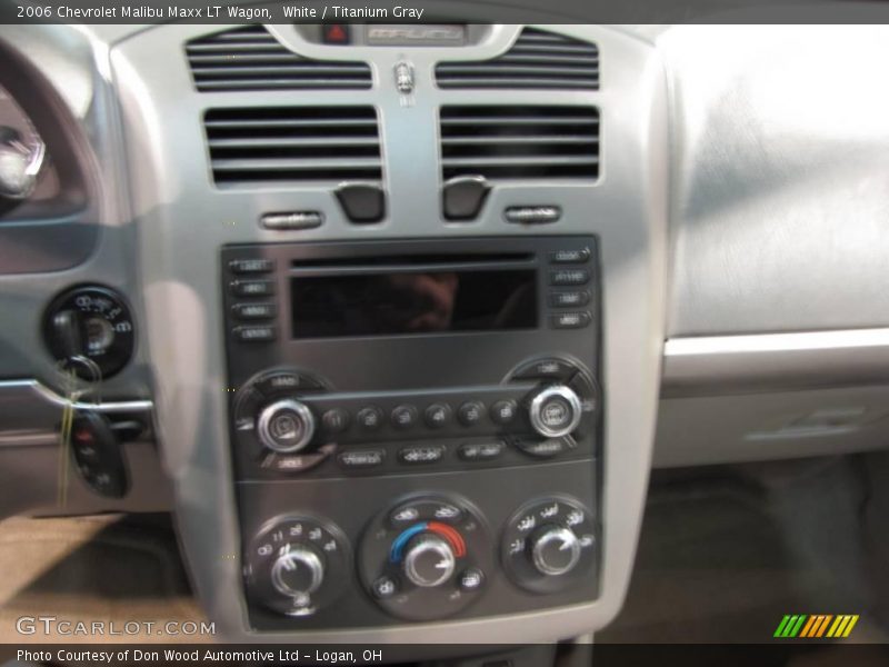 White / Titanium Gray 2006 Chevrolet Malibu Maxx LT Wagon