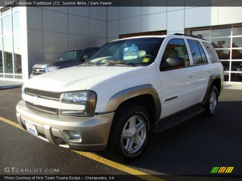 Summit White / Dark Pewter 2002 Chevrolet TrailBlazer LTZ