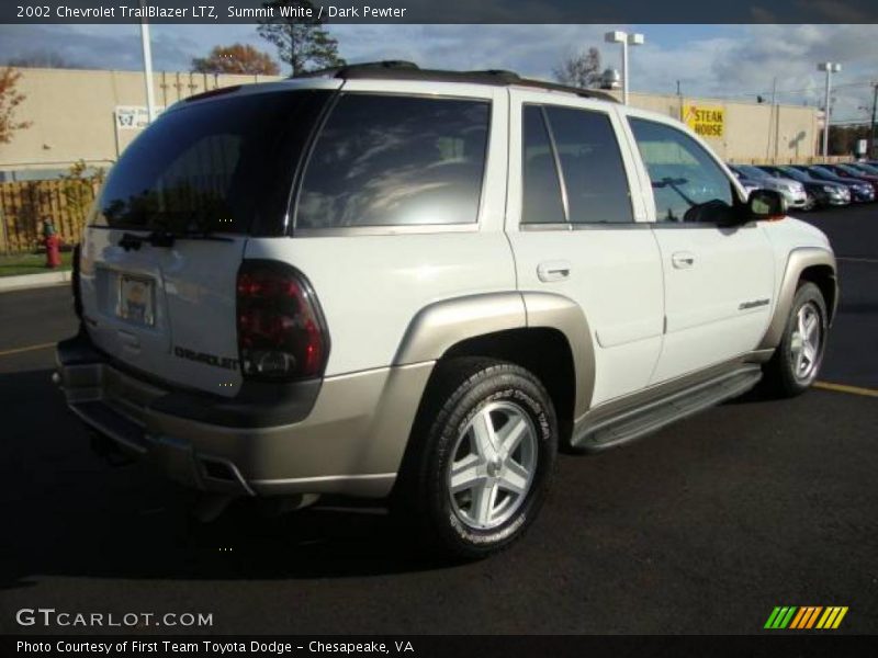Summit White / Dark Pewter 2002 Chevrolet TrailBlazer LTZ