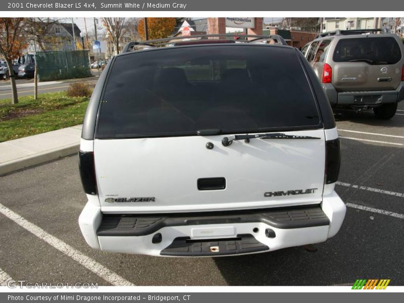 Summit White / Medium Gray 2001 Chevrolet Blazer LS 4x4