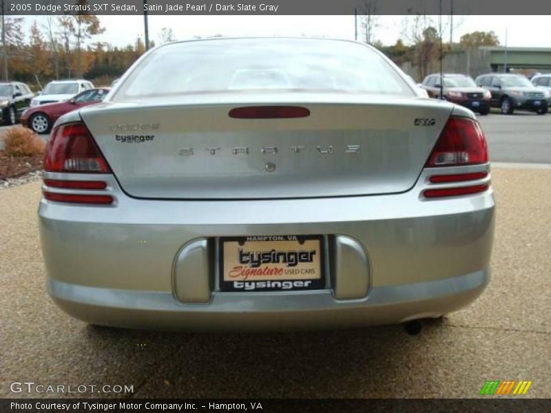 Satin Jade Pearl / Dark Slate Gray 2005 Dodge Stratus SXT Sedan