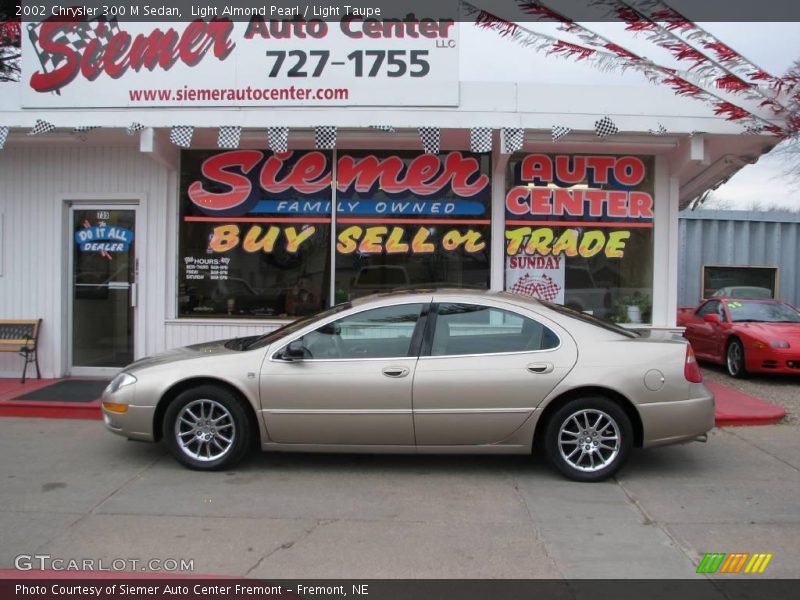 Light Almond Pearl / Light Taupe 2002 Chrysler 300 M Sedan