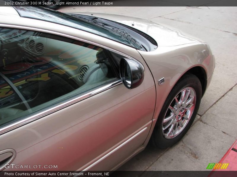 Light Almond Pearl / Light Taupe 2002 Chrysler 300 M Sedan